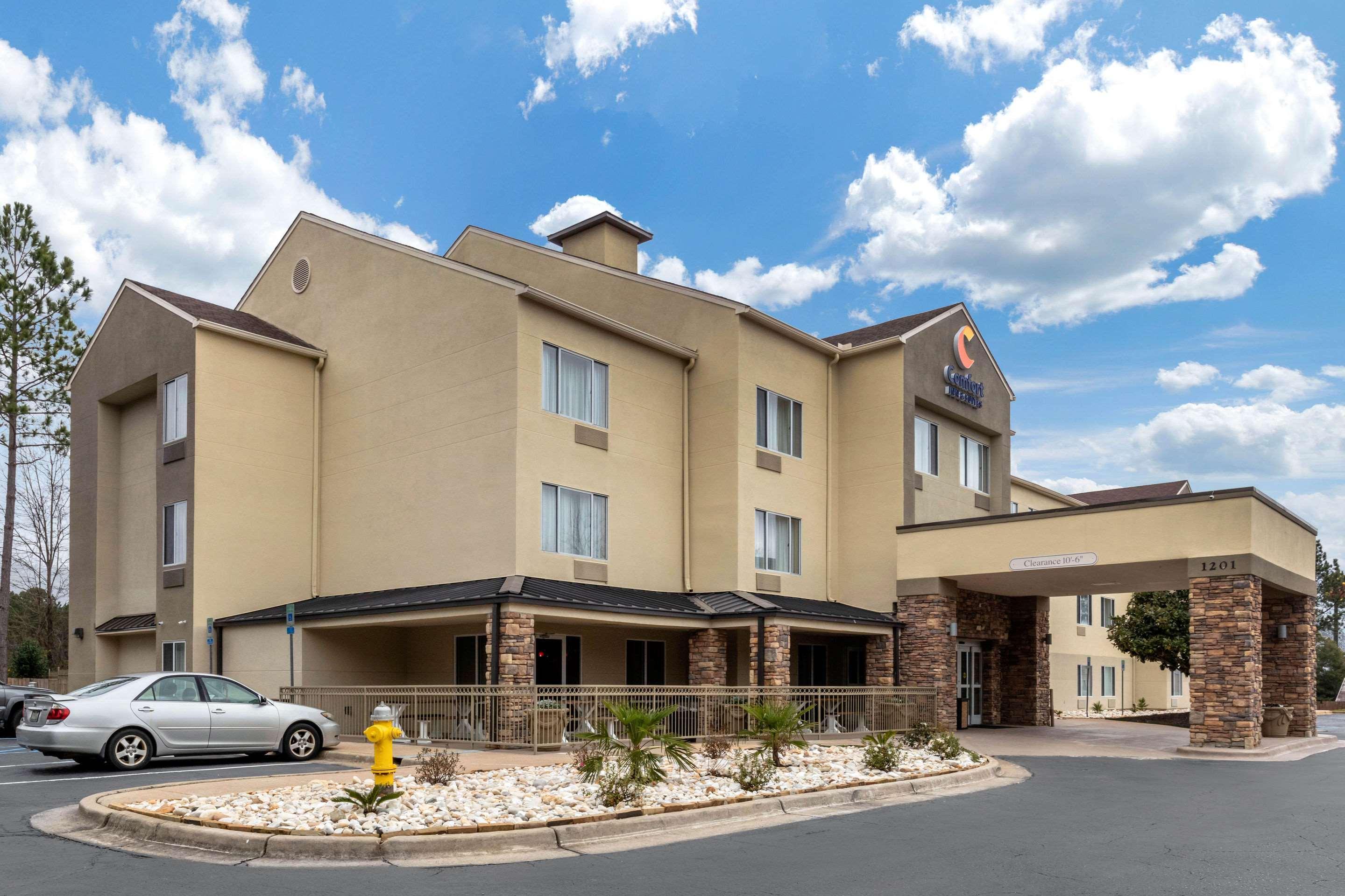 Comfort Inn & Suites Montgomery East Carmichael Rd Exterior foto