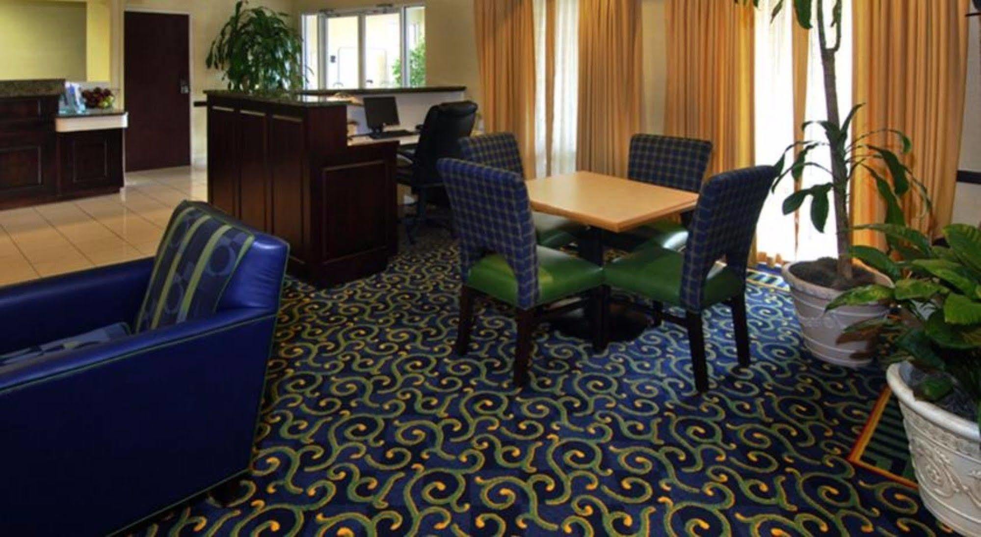 Comfort Inn & Suites Montgomery East Carmichael Rd Exterior foto